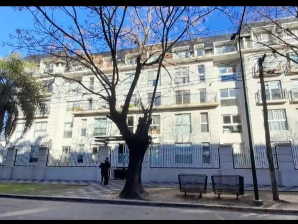 Paulino Rojas 450 , Piso 1