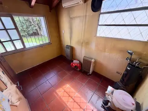 Casa en Venta en Castelar Sur, USD 130.000