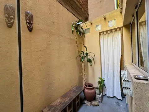 En Venta Casa tipo PH tipo townhouse en la mejor zona de Vicente Lopez.