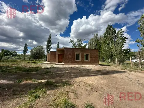 Vende Casa Barrio Cerrado "El Vergel"