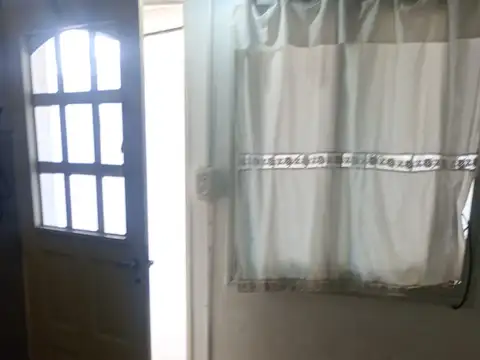 Departamento en Alquiler en Moron Sur, $ 250.000