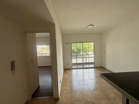 Departamento en Alquiler en El Palomar, $ 500.000