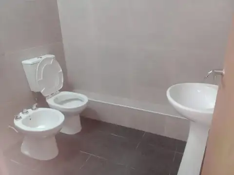 Galpon en Venta en Villa Real, USD 299.000