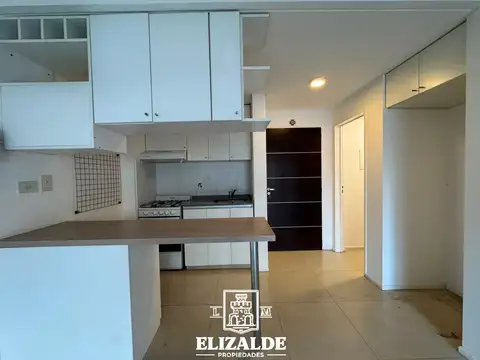 Departamento en Alquiler con 1 cocheras