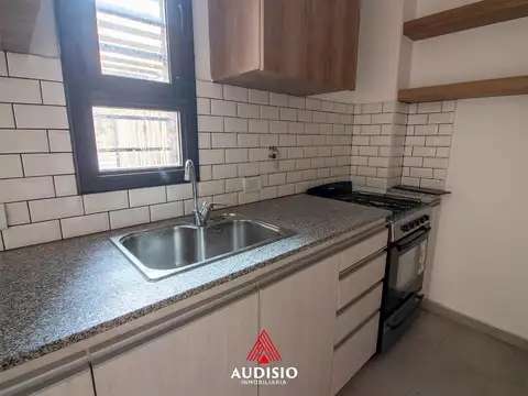 Depto Tipo Casa 4 ambientes con 2 baños