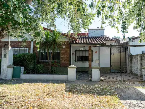 PH CASA EN VENTA EL TALAR CON PILETA 