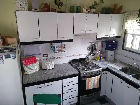 Casa en Venta en Castelar Sur, USD 120.000