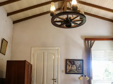 Casa en Venta en Adrogue, USD 300.000