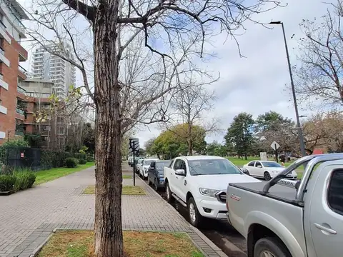 Departamento en Alquiler con 1 cocheras