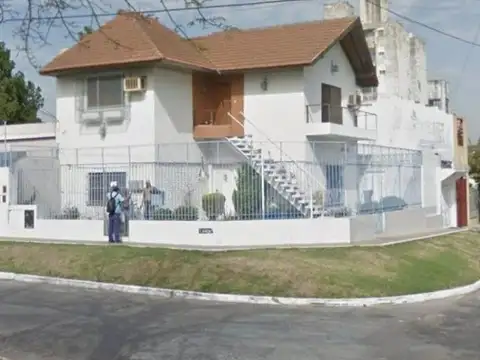 Casa  en Venta ubicado en Quilmes Oeste, Quilmes, G.B.A. Zona Sur - SVN0765_LP584553_1