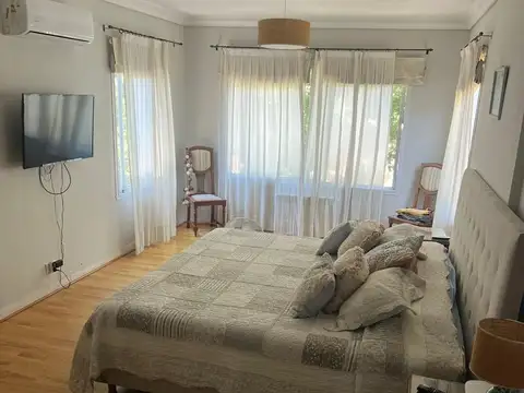 Departamento 5 ambientes con 3 baños