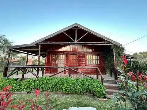 Casa cabaña en Altos de Loma hermosa , Oro Verde.