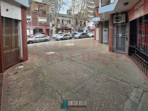 Local en Venta Via Pública