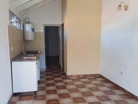 Departamento en Alquiler en Del Pino, $ 550.000