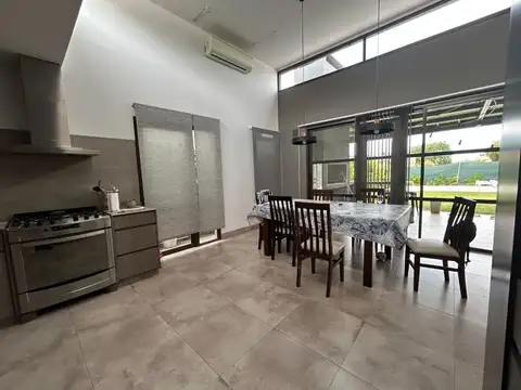 Casa en Venta en Maipú, USD 248.000