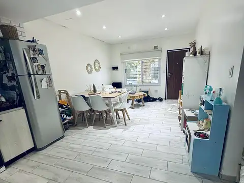 Depto Tipo Casa 4 ambientes con 1 baño