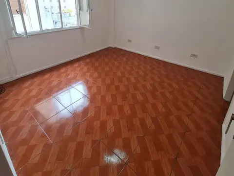 2 AMB TTE, GRAL PERON 2120 4ª LAVADERO INDEPENDIENTE Y VESTIDOR (BARRIO:CONGRESO/BALVANERA)
