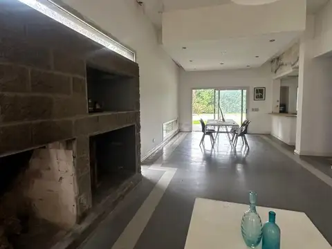 Casa en Venta en Los Pilares, USD 195.000
