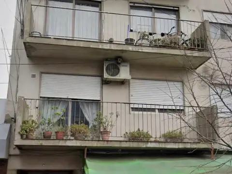 3 AMBIENTES FRENTE C-BALCON MUY LUMINOSO APTO CREDITO