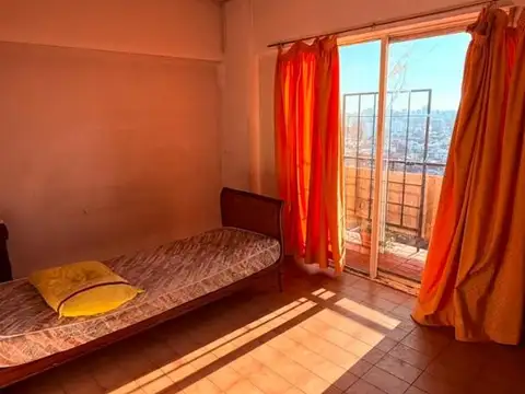 DEPARTAMENTO CON BALCON