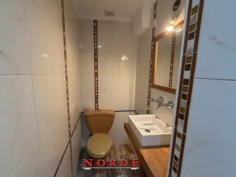 VENTA • CABALLITO• PH • TRES AMBIENTES •  TERRAZA • COCHERA DE MOTO