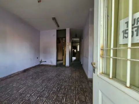 VENTA CASA DE 3 HABITACIONES. CAPITAL