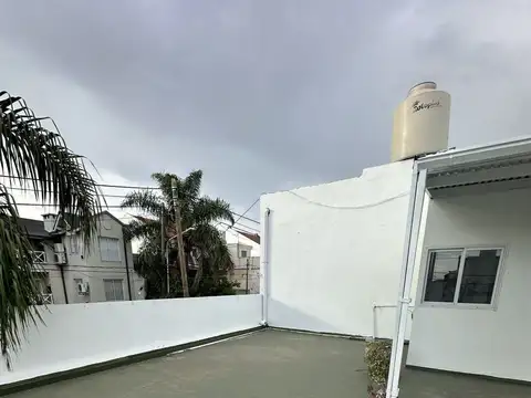 Depto Tipo Casa en Alquiler en Ramos Mejia, $ 800.000