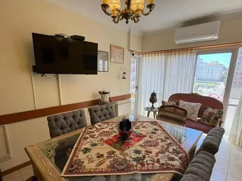 Venta departamento 4 ambientes al frente y lateral 