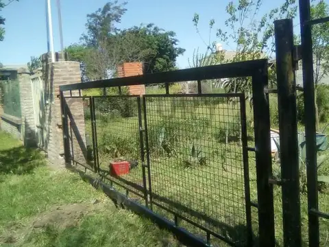 Venta - Casa Roldán 2 dormitorios