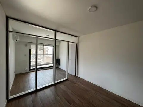 Entre Rios 600, Piso 6