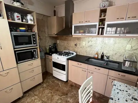 Depto Tipo Casa en Venta con 1 cocheras