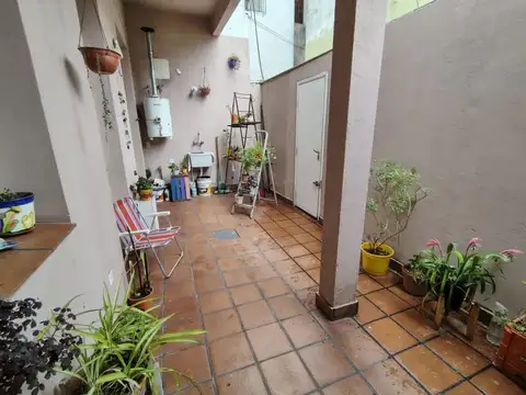 Depto Tipo Casa en Alquiler de 3 ambientes