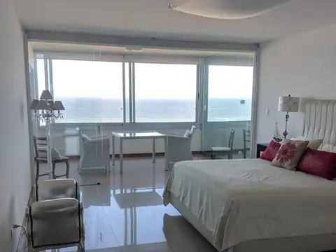 Departamento 5 ambientes con 4 baños