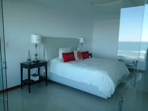 Departamento en Alquiler Temporal en Punta del Este, USD 25.000