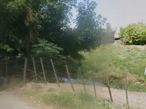 IMPORTANTE TERRENO EN VENTA EN TUPUNGATO CENTRO 