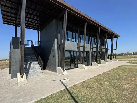 Terreno en Venta en Funes, USD 80.000