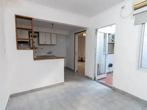 Interno 2 Dorm. c/ patio - Apto Crédito