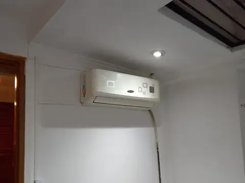 Oficina 4 ambientes con 2 baños