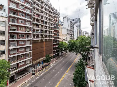 Oficina en Alquiler 50 años