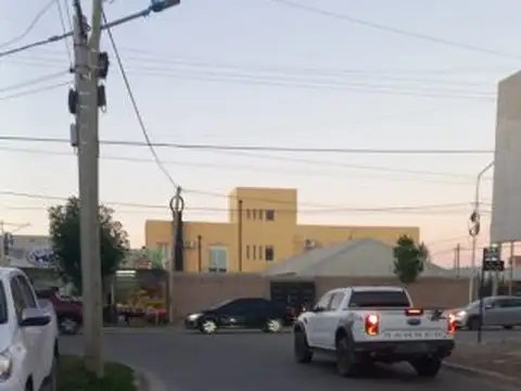 Terreno en Alquiler 20  mts Fondo