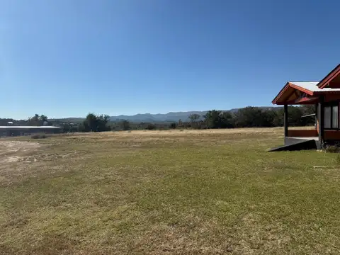 Casa en Venta con 5 cocheras