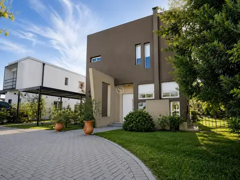 Casa  en Venta en Los Tilos, La Cañada de Pilar, Pilar