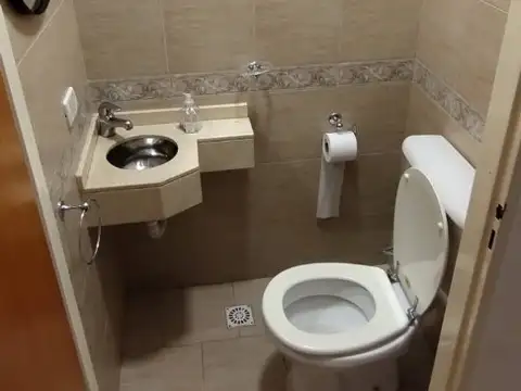 Depto Tipo Casa en Venta en Agronomia, USD 236.000