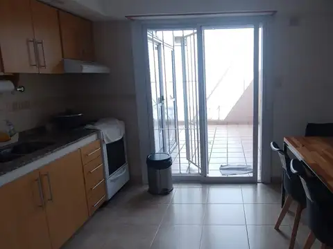 Depto Tipo Casa 4 ambientes con 1 baño