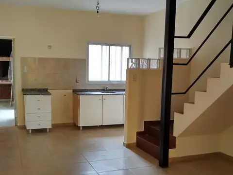 Casa en Alquiler de 3 dormitorios