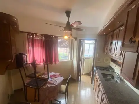 Departamento 4 ambientes con 2 baños