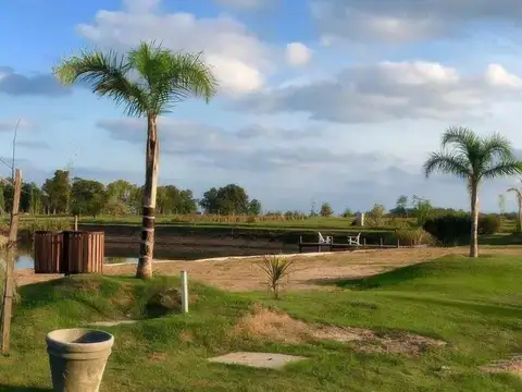 Terreno en venta - 700mts2 - Campos de La Enriqueta, La Plata