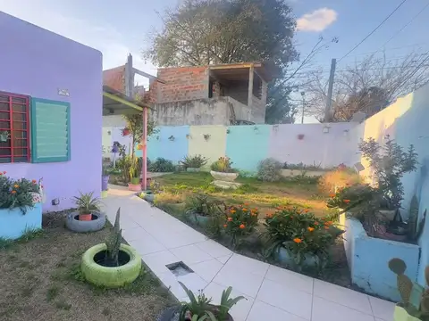 Casa en Venta en Sourigues, USD 48.000