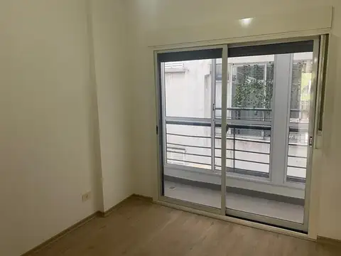 RIVADAVIA 4300, Piso 2
