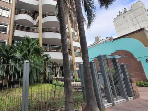 Departamento dos ambientes con balcón cerca a la universidad en Alquiler - Morón
